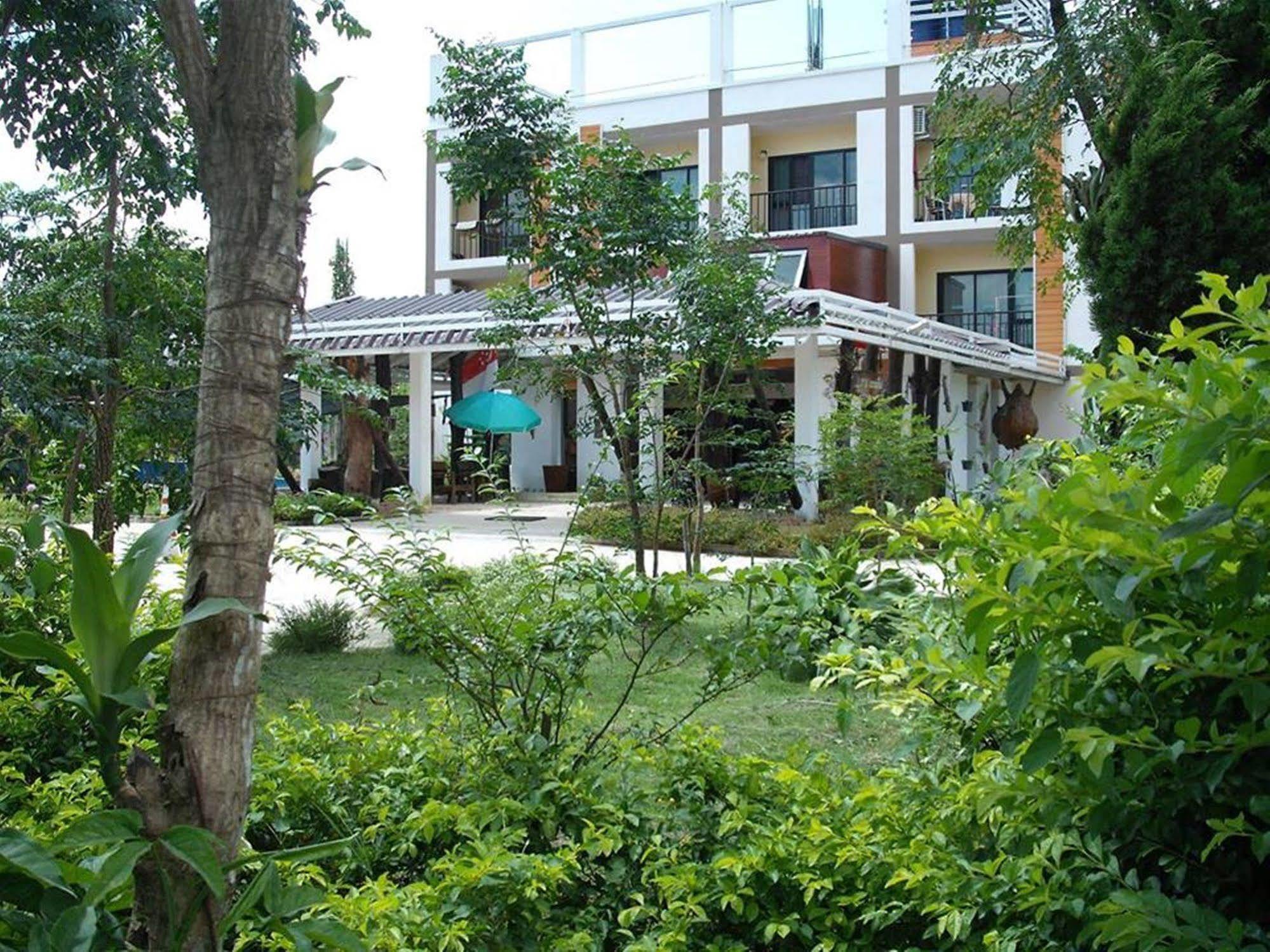 מלון צ'יאנג ריי Mech Mansion מראה חיצוני תמונה